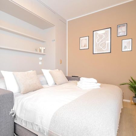 Bright 2Br - 8Th Floor, Balcony, Free Parking - By Gravity Prague公寓 外观 照片