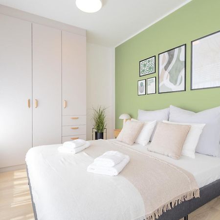 Bright 2Br - 8Th Floor, Balcony, Free Parking - By Gravity Prague公寓 外观 照片