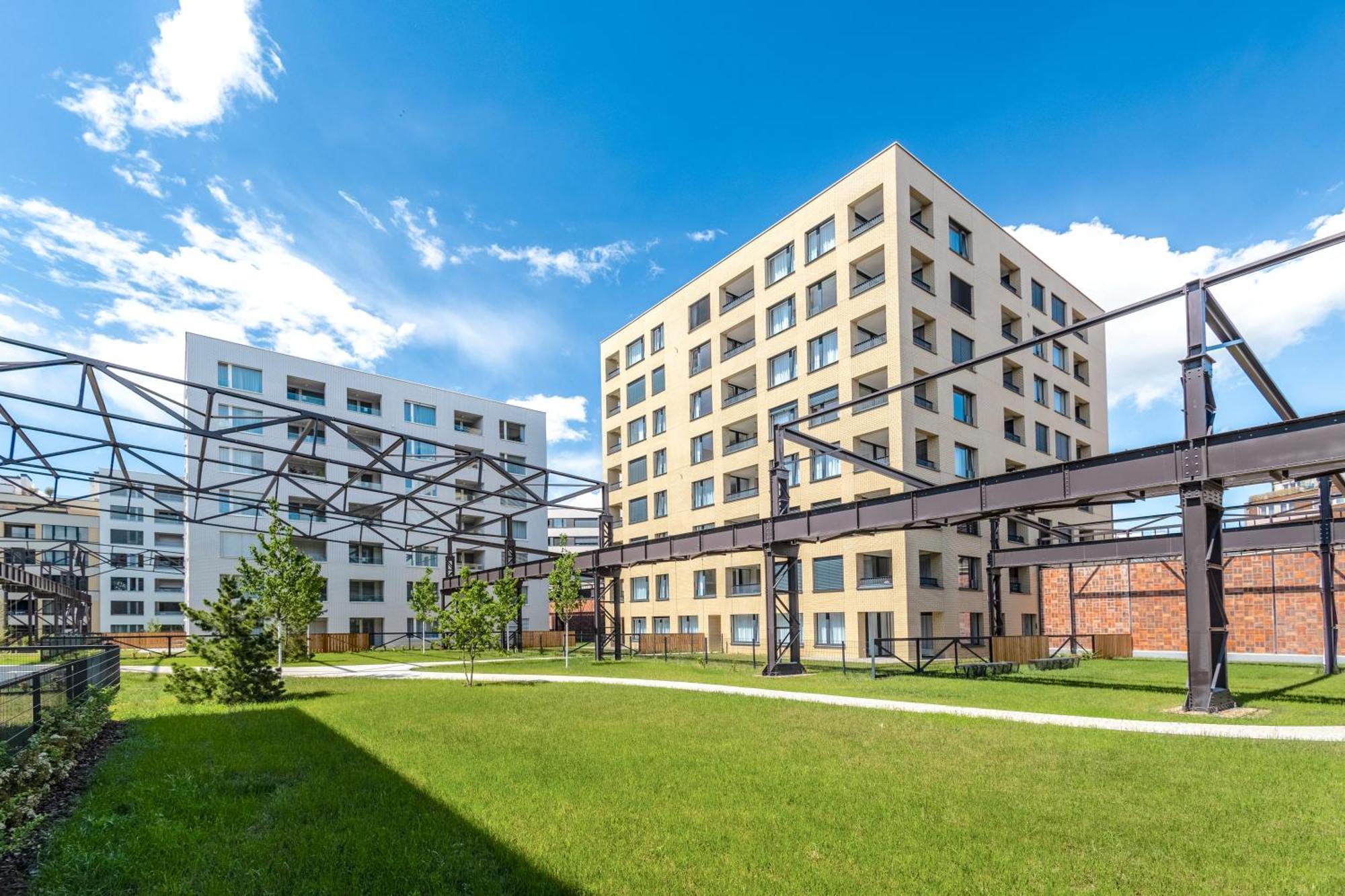 Bright 2Br - 8Th Floor, Balcony, Free Parking - By Gravity Prague公寓 外观 照片