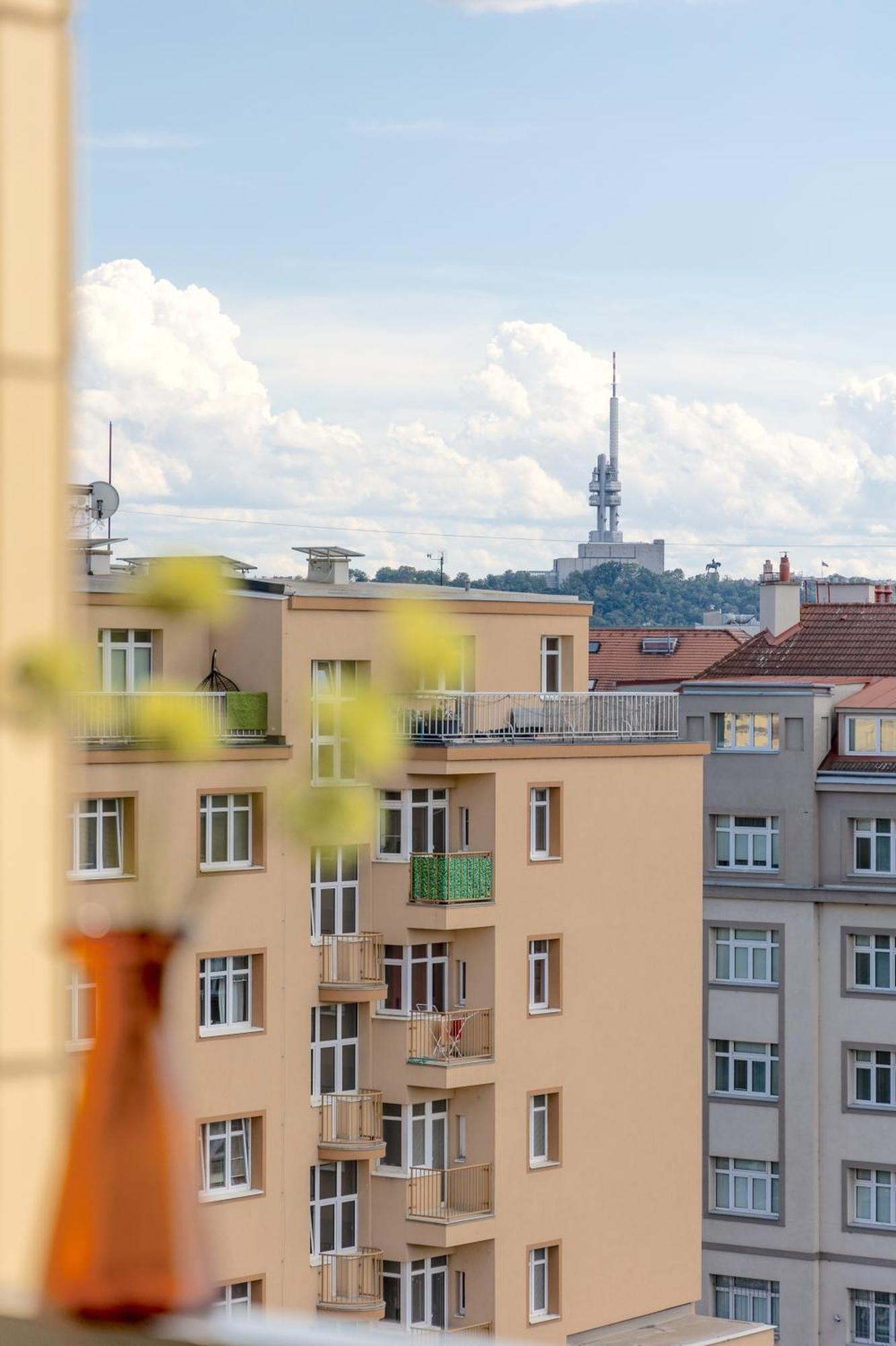 Bright 2Br - 8Th Floor, Balcony, Free Parking - By Gravity Prague公寓 外观 照片